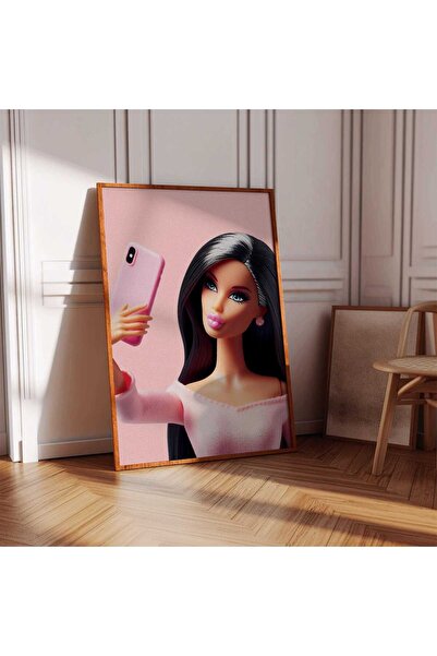 NinaStore Siyah Saçlı Barbie Selfie Posteri | Kız Çocuklarına Özel Pembe Duva...