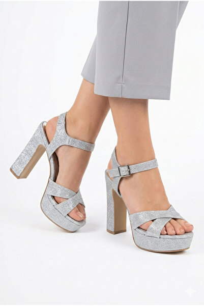 Lidora Women's Silver Glitter Cross-Strapped Heeled Shoes Ayk2124