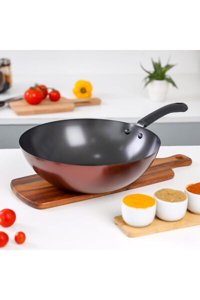 DELCASA Non-Stick Carbon Steel Wok Pan with Heat-Resistant Handle, 30 cm Size...
