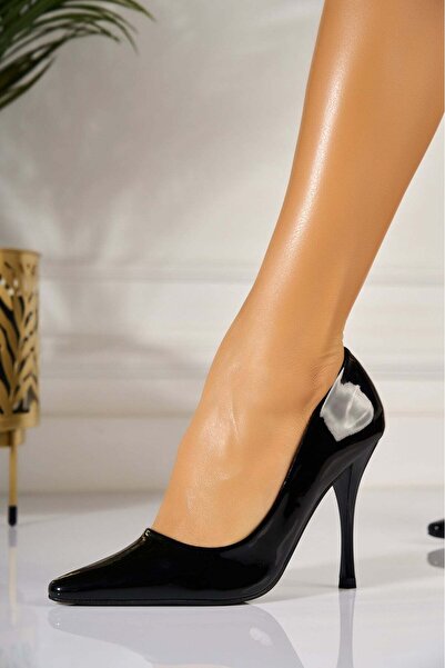 Joana Emey Women's Black Patent Stilettos 38