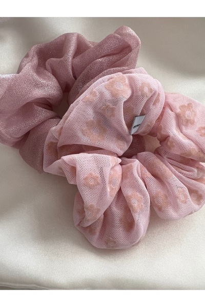 OIA Atelier Set of 2 Baby Pink Lace Scrunhie Baby Pink Rubber Buckle