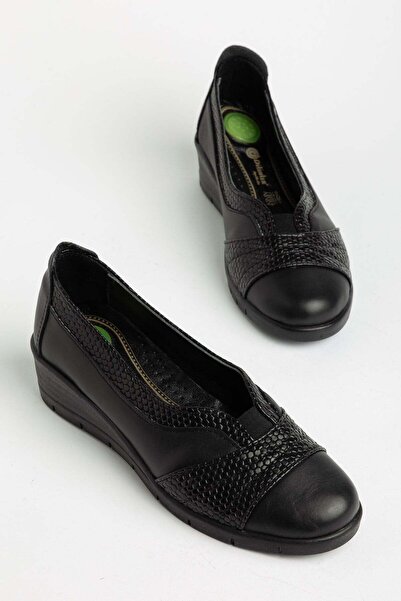 Dilimler Ayakkabı Large Size Genuine Leather Women's Wedge Heeled Casual Shoe...