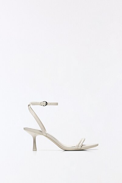 Bershka Stiletto topuklu sandalet