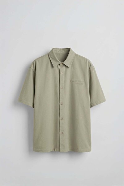 ablukaonline Men's Boxy Fit Embroidered Cotton Short Sleeve Shirt Mint