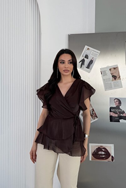 Serica Moda Kahverengi Volanlı Önü Bağlamalı Parlak Şifon Kumaş Bluz