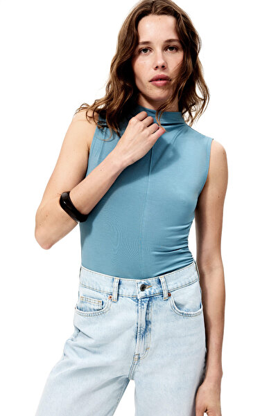 H&M Modal Karışımlı ve Yarım Balıkçı Yakalı Üst