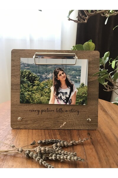 10x15 cm Ölçüsünde Kişiye Özel "Bazı Anlar Hiç Bitmesin" yazılı Metal Mandallı Masaüstü Çerçeve
