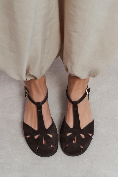 NİŞANTAŞI SHOES Harpy Bitter Kahve Süet Deri Toka Detay Düz Taban Kadın Sandalet