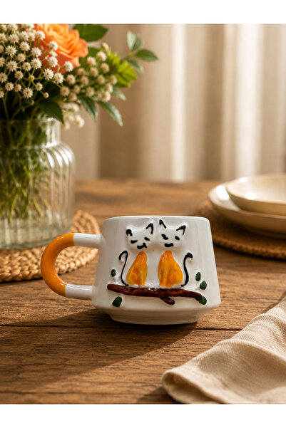 Home Kedi Kabartmalı Seramik Kupa
