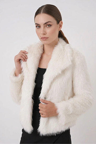 buğrahayalin Women's Double-Breasted Plush Fur White Coat