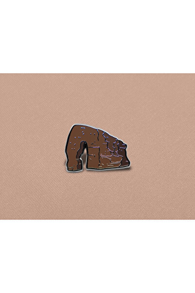 SKYPINZ Brooch - Elephant Mountain - Mounting Method - Pin