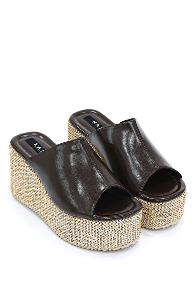 kajal ayakkabı Rs 18110 Straw Heeled Slippers