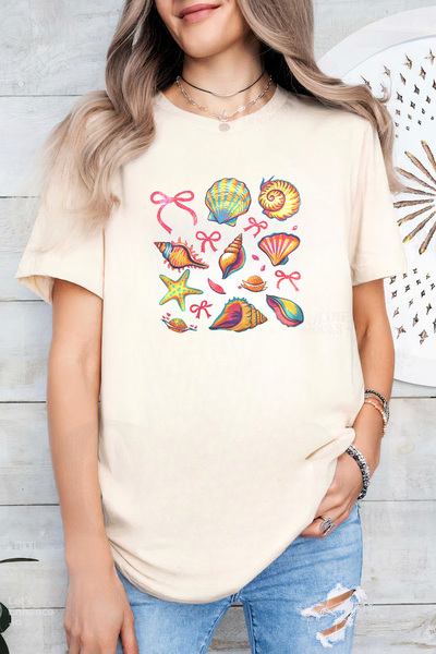 Sarah's Boutique Women's T-shirt – 100% cotton – Shell Bows
