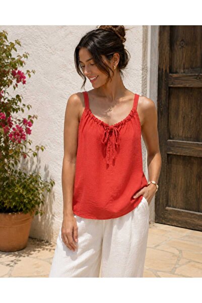 Butik Şans Women's Lace Detailed Adjustable Strap Cotton Summer Blouse