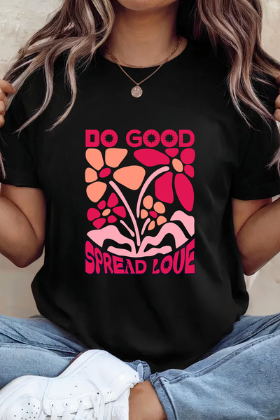 Sarah's Boutique Women's T-shirt – 100% cotton – Spread Love