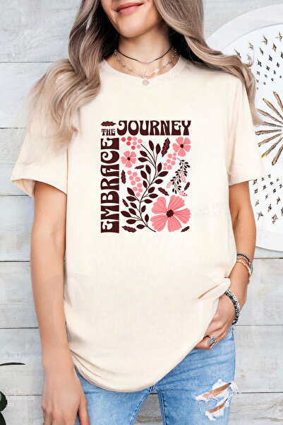 Sarah's Boutique Women's T-shirt – 100% cotton – Embrace Journey