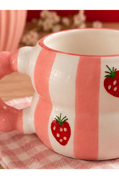 İZart Boncuk Kulp Pembe Şerit ÇİLEK DESENLİ Özel Kabartmalı Tamamıyla El Yapımı Seramik Kupa