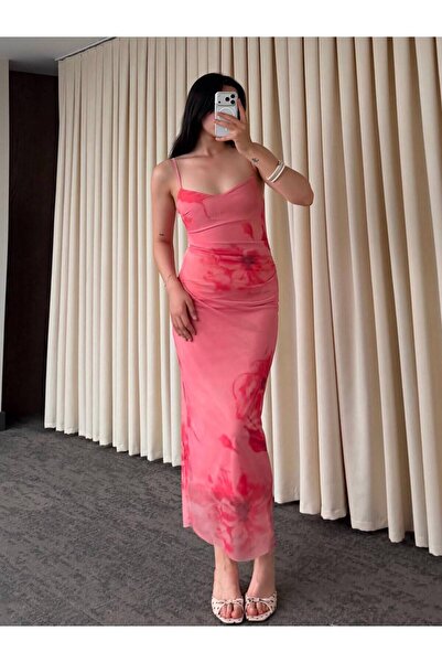 My Blog Rochie roz cu drapaj lateral și imprimeu floral - 1402