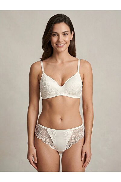 BÜŞRA Lotus Embroidered Gathering Bra and Panty Set