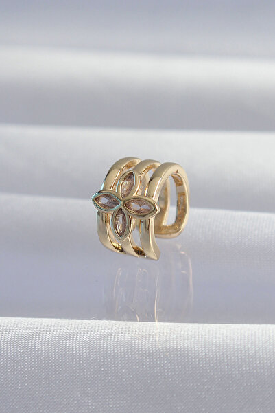 OGHAMAY Brass Gold Color Clover Earcuff Earrings