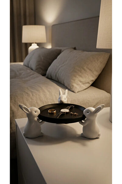 Nuvia Presentation Tray with Rabbit Figure