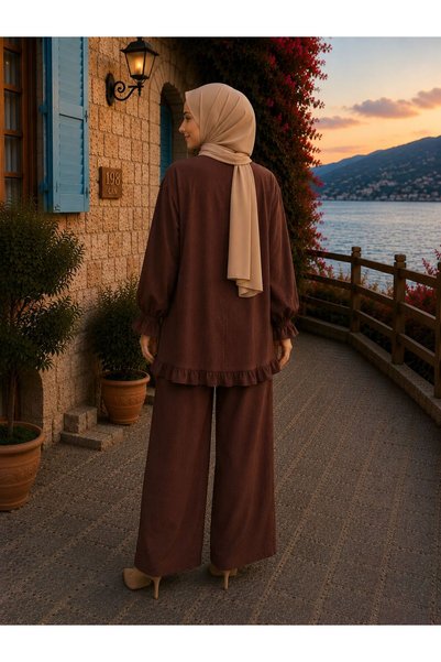 HİRA LİFE FASHİON Women's Strawberry Fabric Stand Collar Buttoned Ruffle Detailed Hijab Tunic Pants Double Set