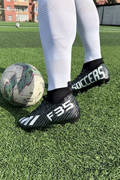 Shoefy Soccer's F35 Çivili Dişli Siyah Beyaz Çoraplı Futbol Kramponu