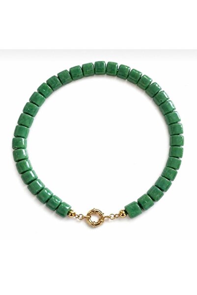 Venus Design Green Glass Necklace