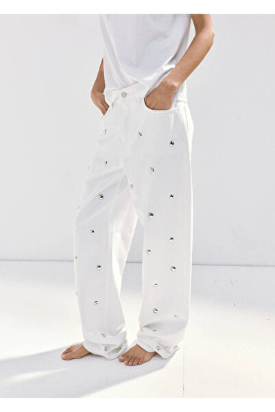 MANGO Woman Zımbalı düz kesim jean