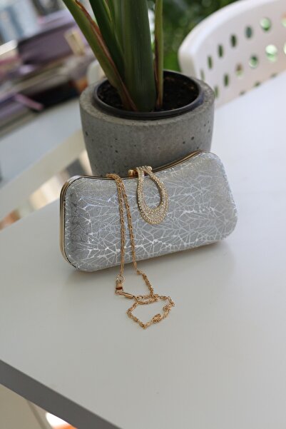 Moom Bag Kadın Silver Desenli Kilit Detaylı Zincirli Kasalı Abiye Çantası