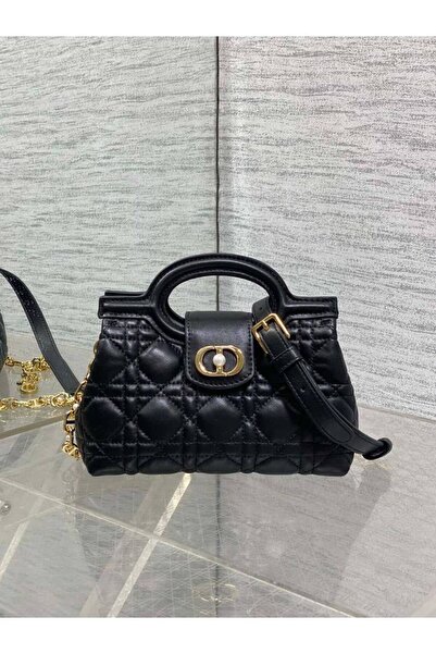 Generic purse