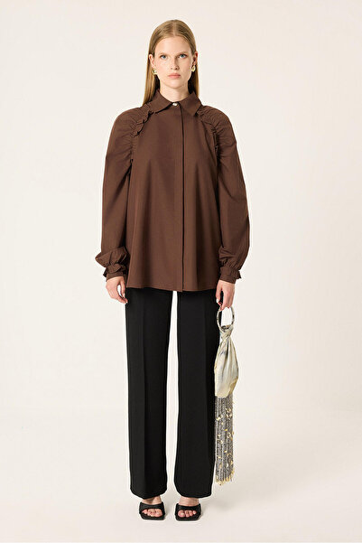Touché Privé Balon Sleeves, Ruched Detail, Belted Shirt
