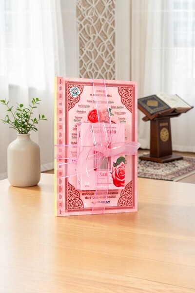 Furkan Neşriyat Pembe Kapaklı Münacat Cüzü ve Medine Gülü Sürülebilir Esans H...