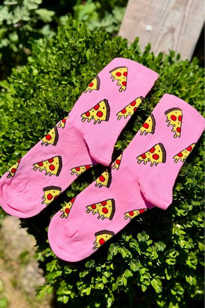 LouSocks جوارب ملونة بنمط شريحة البيتزا باللون الوردي للجنسين