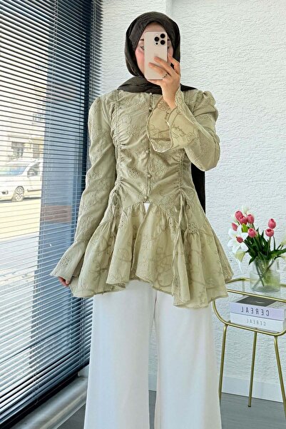 MELEK ARAZ Vintage Grace İşlemeli Fisto Bluz - Yeşil