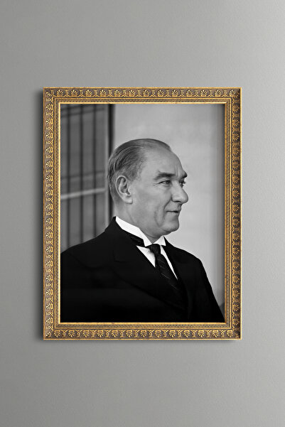 epiqart Ataturk - Vintage Patterned Painting - Fine Model