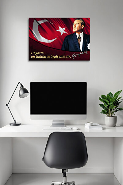 Atatürk ve Türkbayrağı "Hayatta En Hakiki Mürşit İlimdir"