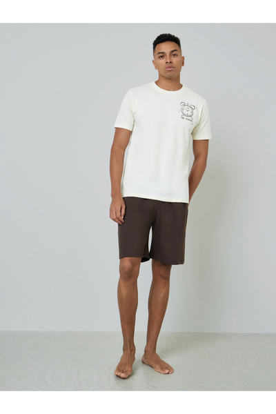 Styli Men Clock Print Round Neck T-Shirt and Shorts Set
