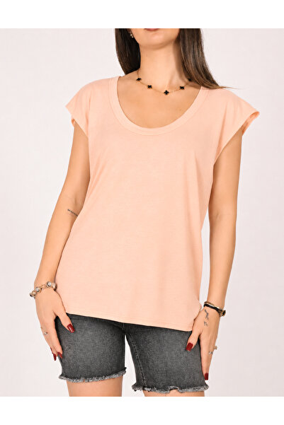 Evendi Tricou, Piersica