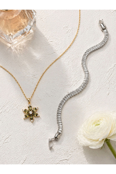 Seyn Accessory Stainless Steel Lotus Flower Necklace and Crystal Stone Waterw...