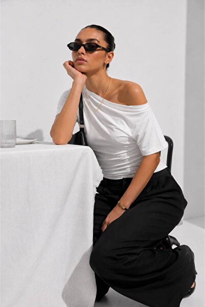 Hira Clothing Boat Neck Off-Shoulder Draped Bat Sleeve T-Shirt\Blouse\Top