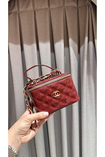 şükranfasion Şükran Ekin Fashion Bordo Kapitone Zincir Askıllı Makyaj&Omuz Ça...
