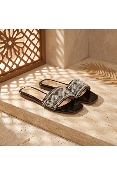 Fuzhoulanyang Women’s Fashion Flat Slide Sandals, Pearl Rhinestone Open Toe S...