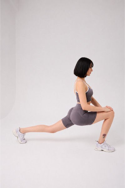 FOREVER MORE Women's High Waist Gathering and Lifting Seamless Sports Shorts ...