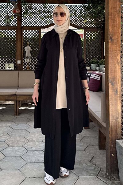 Rabia Şamlı Черен панталонен костюм с перли