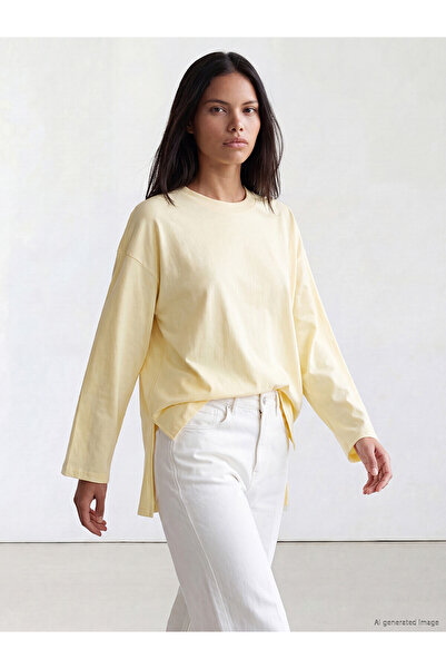 LC Waikiki Nevavm Women's Oval Collar Sweatshirt Tunic with a Difference