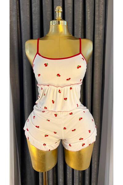 Store Kadın Kiraz Desenli Şortlu Pijama Takımı – Askılı Fitilli Yumuşak Kumaş...