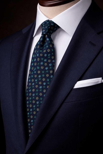 Kravatkolik Navy Blue Floral Pattern Italian Silk Tie İk2494