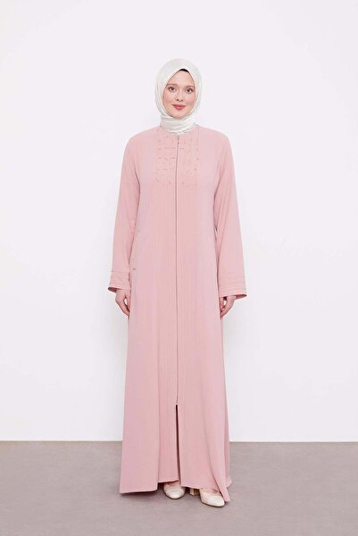 Levidor Powder Collar Ribbon Detailed Robe