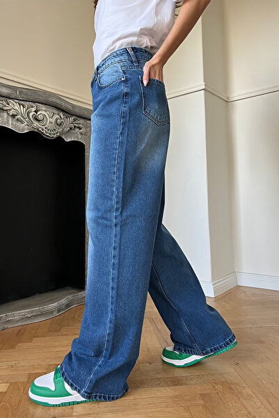 GRİİ WEAR بنطلون جينز بخصر مرتفع وأرجل واسعة بتصميم ريترو من نوع بالازو